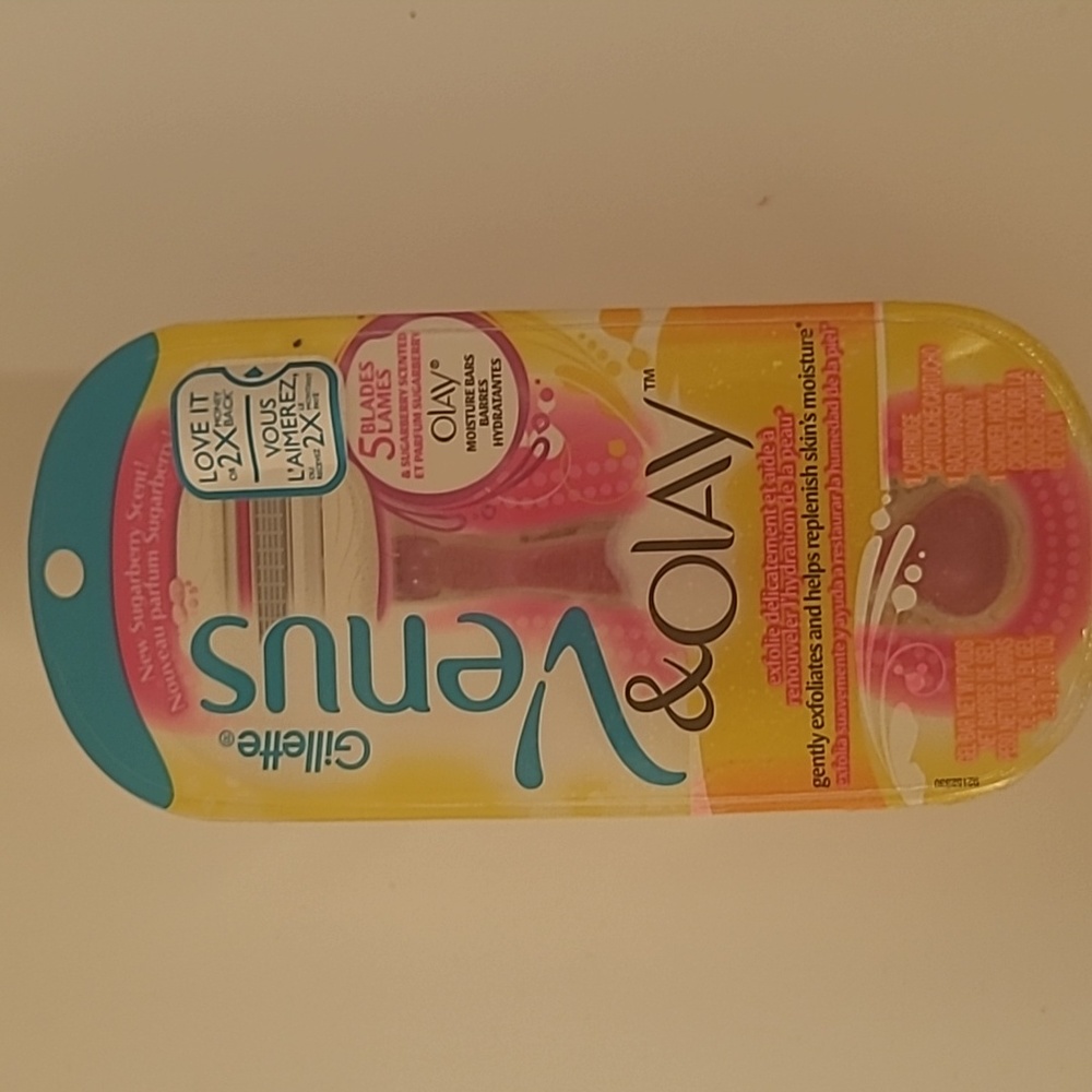 GILLETTE Venus & Olay Razors